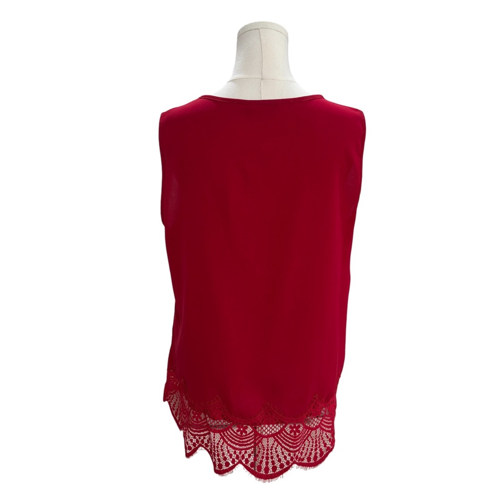 Bloomchic Red V-Neck Pintuck Sleeveless Blouse Crochet Lace Hem Top US 12 Chic - Picture 8 of 10